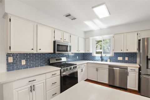 Tiny photo for 12802 Carrera DR, Austin, TX 78727 (MLS # 6530483)