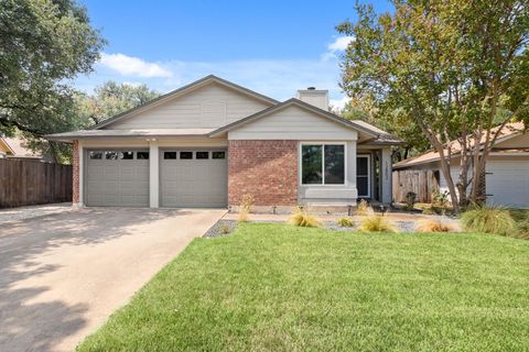 Photo of 12802 Carrera DR, Austin, TX 78727 (MLS # 6530483)