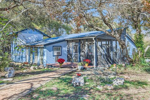 A home in Manchaca