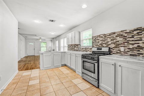 Tiny photo for 6906 CARVER Ave #A, Austin, TX 78752 (MLS # 6119326)