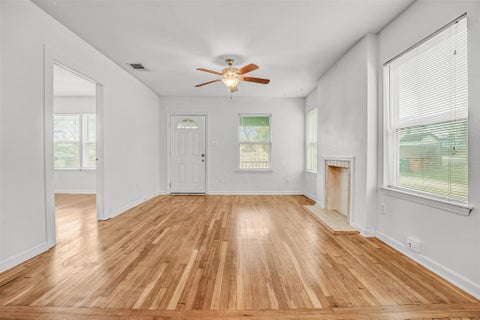 Tiny photo for 6906 CARVER Ave #A, Austin, TX 78752 (MLS # 6119326)