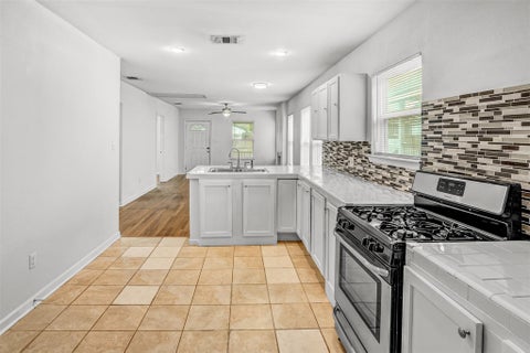 Tiny photo for 6906 CARVER Ave #A, Austin, TX 78752 (MLS # 6119326)