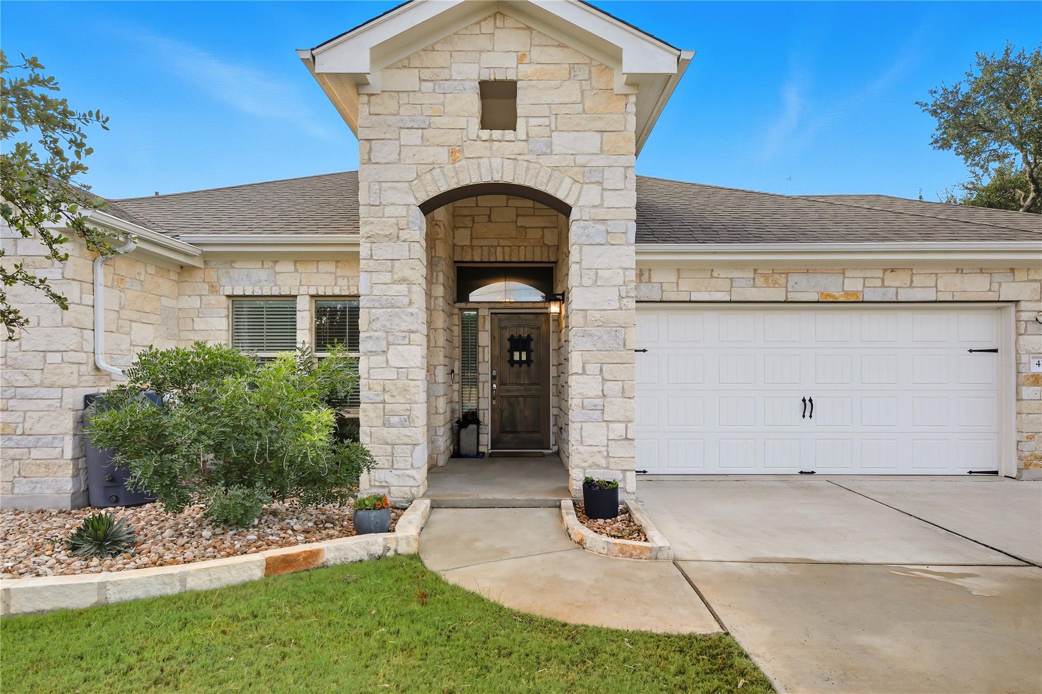 410 Lone Star DR