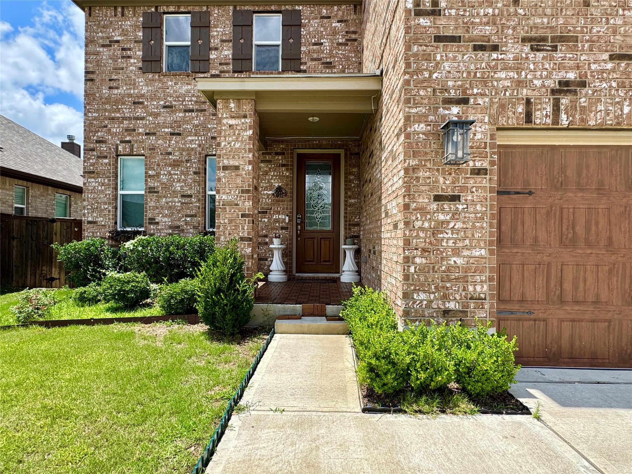 1121 Arbor Acres LOOP
