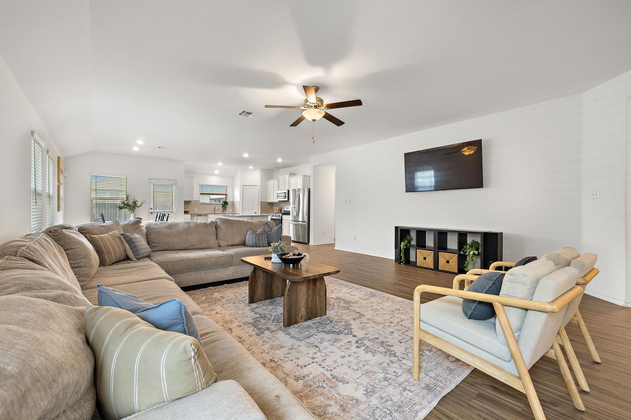 505 Golden Plains PKWY