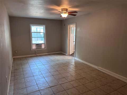 Tiny photo for 808 E 46th ST #B, Austin, TX 78751 (MLS # 4545087)