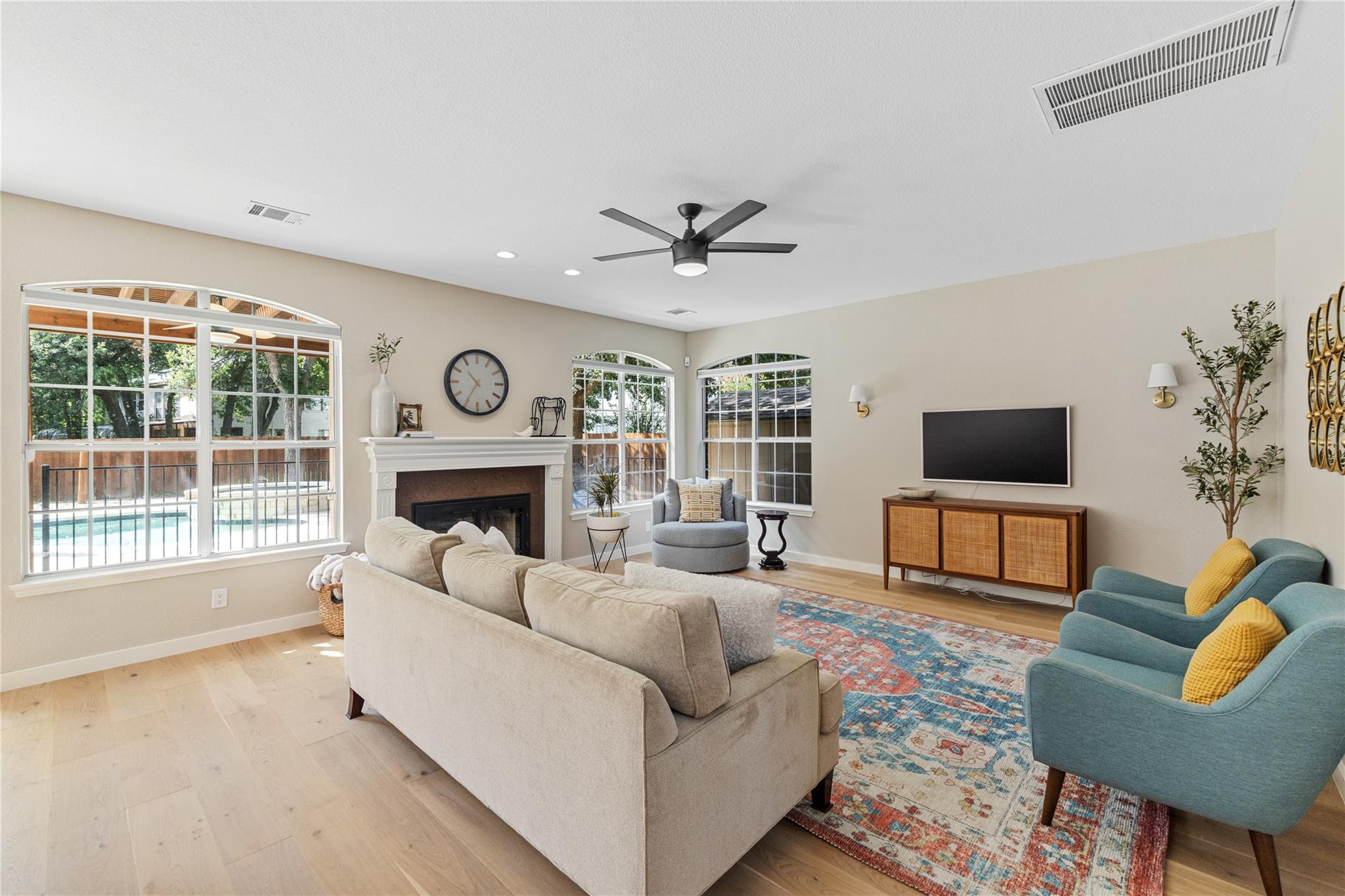 3613 Galena Hills LOOP NW