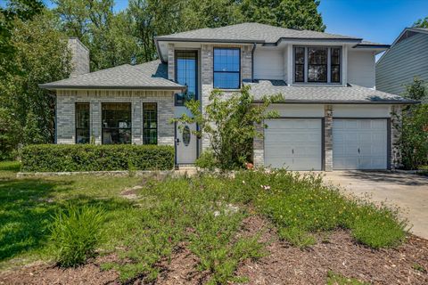 Photo of 1104 Crestview ST, Round Rock, TX 78681 (MLS # 2321549)
