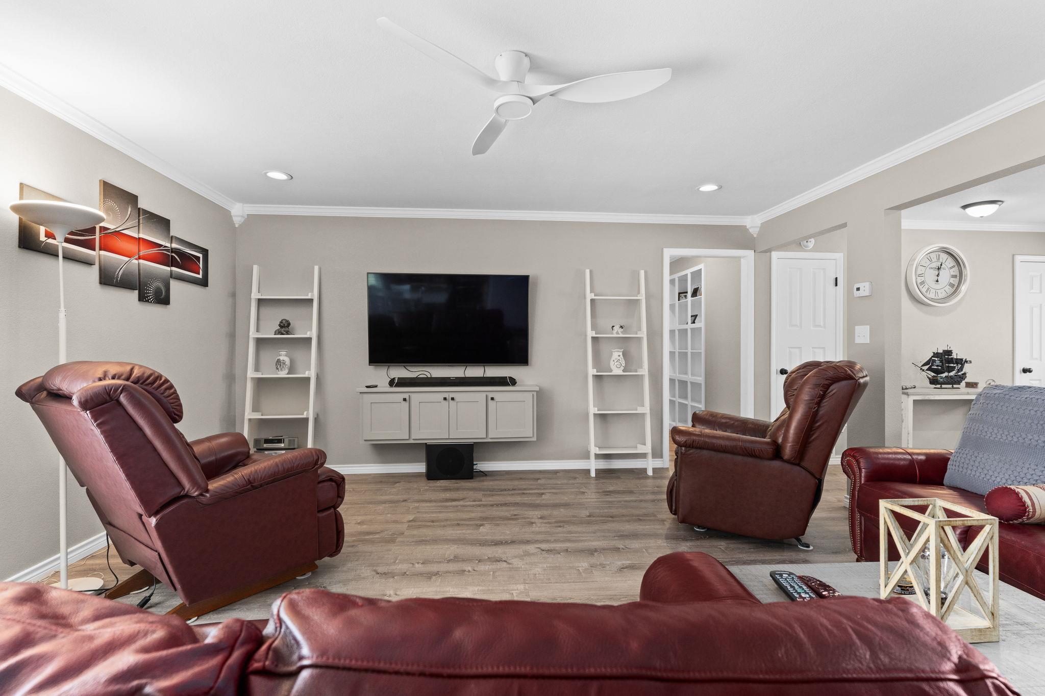 1283 County Road 4765