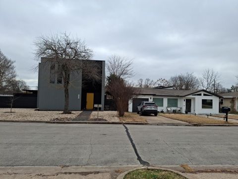 Tiny photo for 7520 Delafield LN, Austin, TX 78752 (MLS # 8876002)