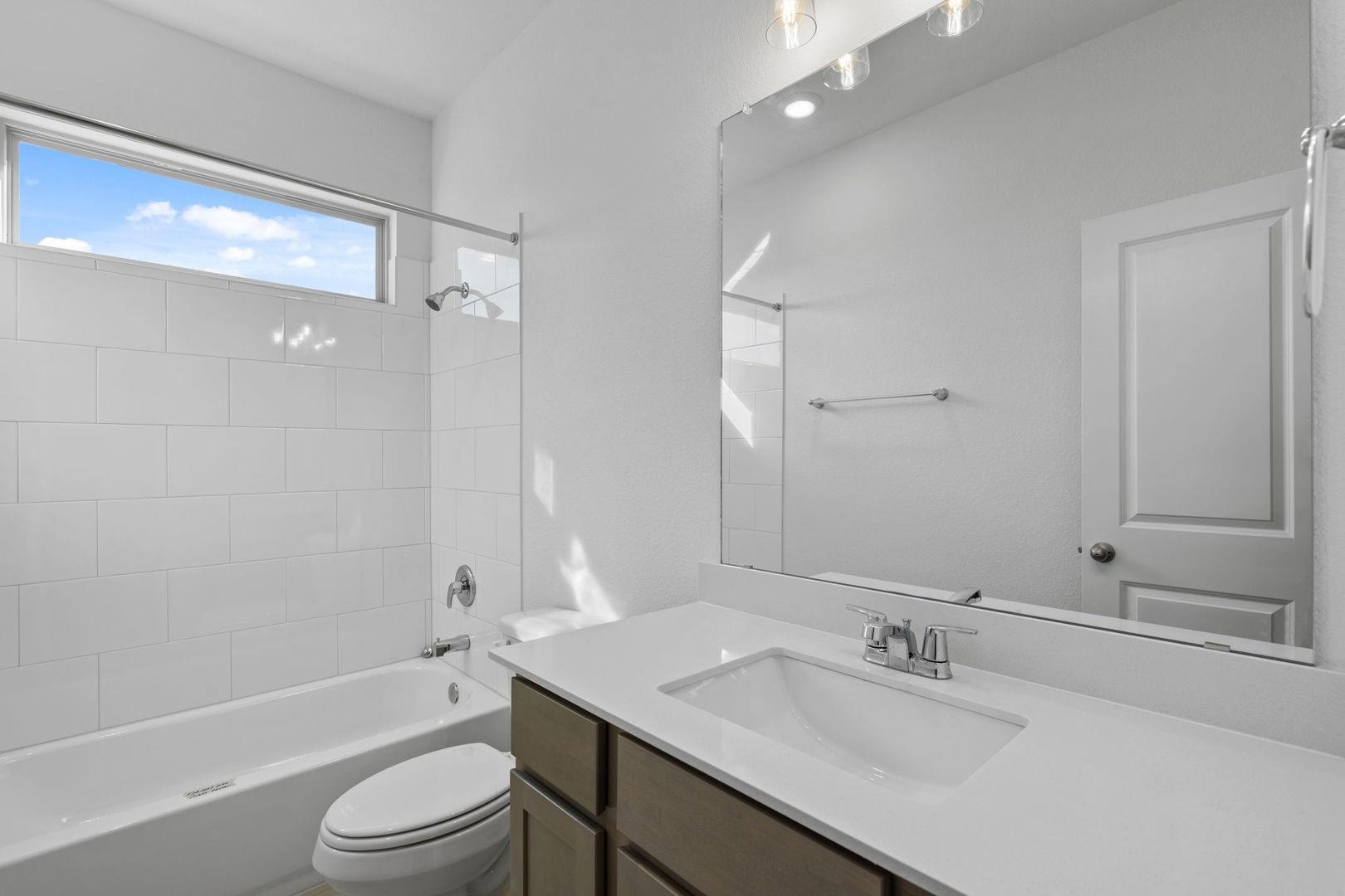 276 Bloomington LOOP