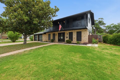 Photo of 5907 Thames DR, Austin, TX 78723 (MLS # 7804326)