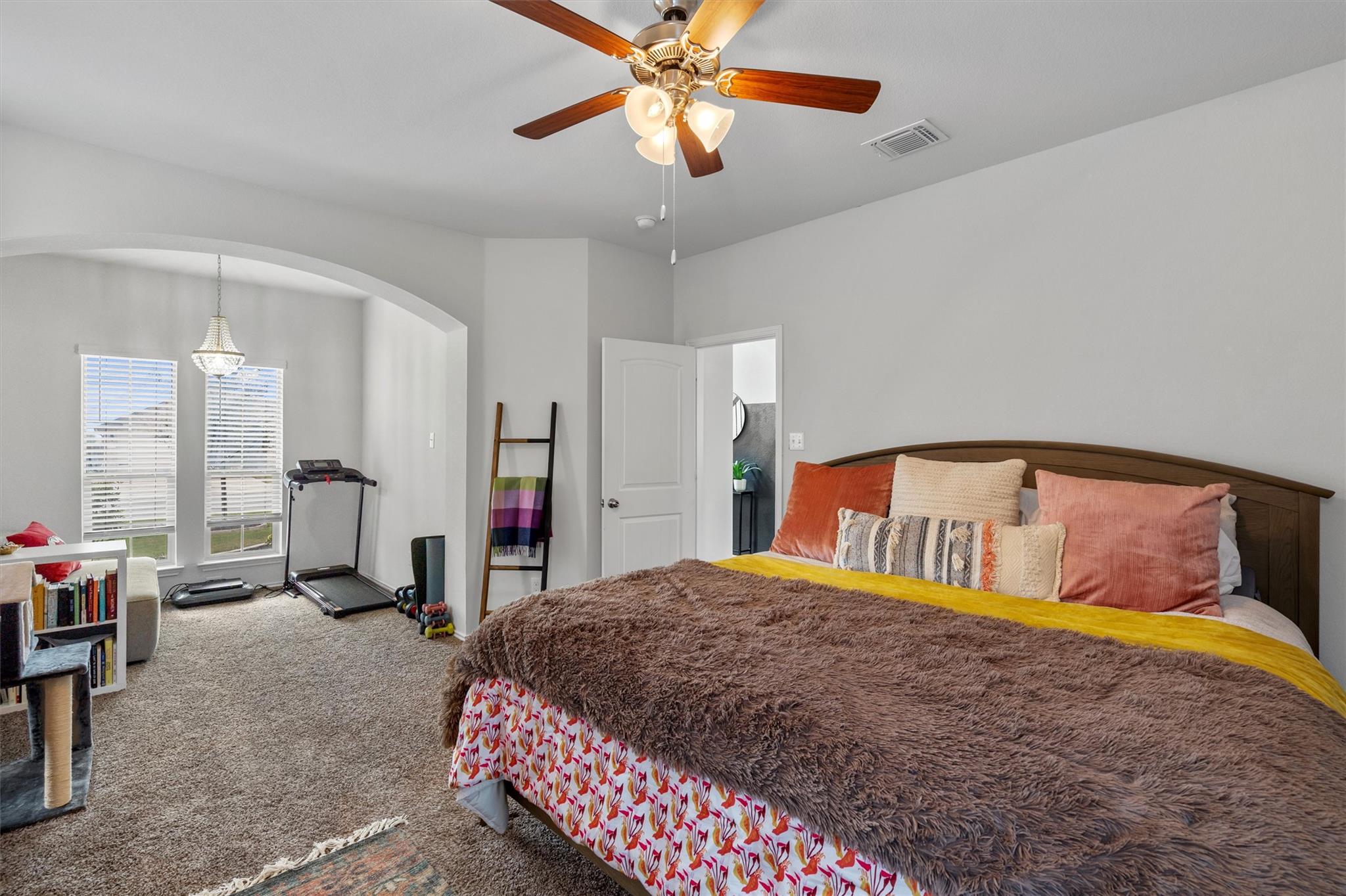 Taylor, Texas 76574, United States, 5 Bedrooms Bedrooms, ,3 BathroomsBathrooms,Residential,Active,252800