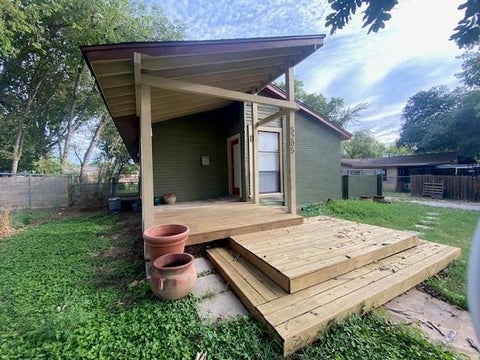 Photo of 5205 Knight CIR, Austin, TX 78723 (MLS # 1909921)