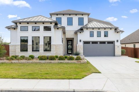Photo of 1300 Shelby LN, Georgetown, TX 78628 (MLS # 4556206)