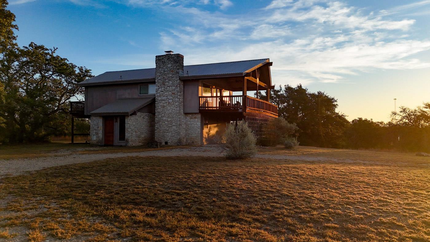 310 Sandy Point RD
