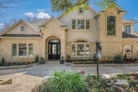 Photo of 1213 Havre Lafitte DR, Austin, TX 78746 (MLS # 9115110)