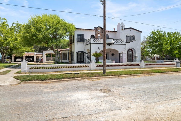 400 W SAINT CHARLES AVE, SAN DIEGO, TX 78384 - Image 7805fa9c2e9eb140a3fe50593deb1d98/3491671863