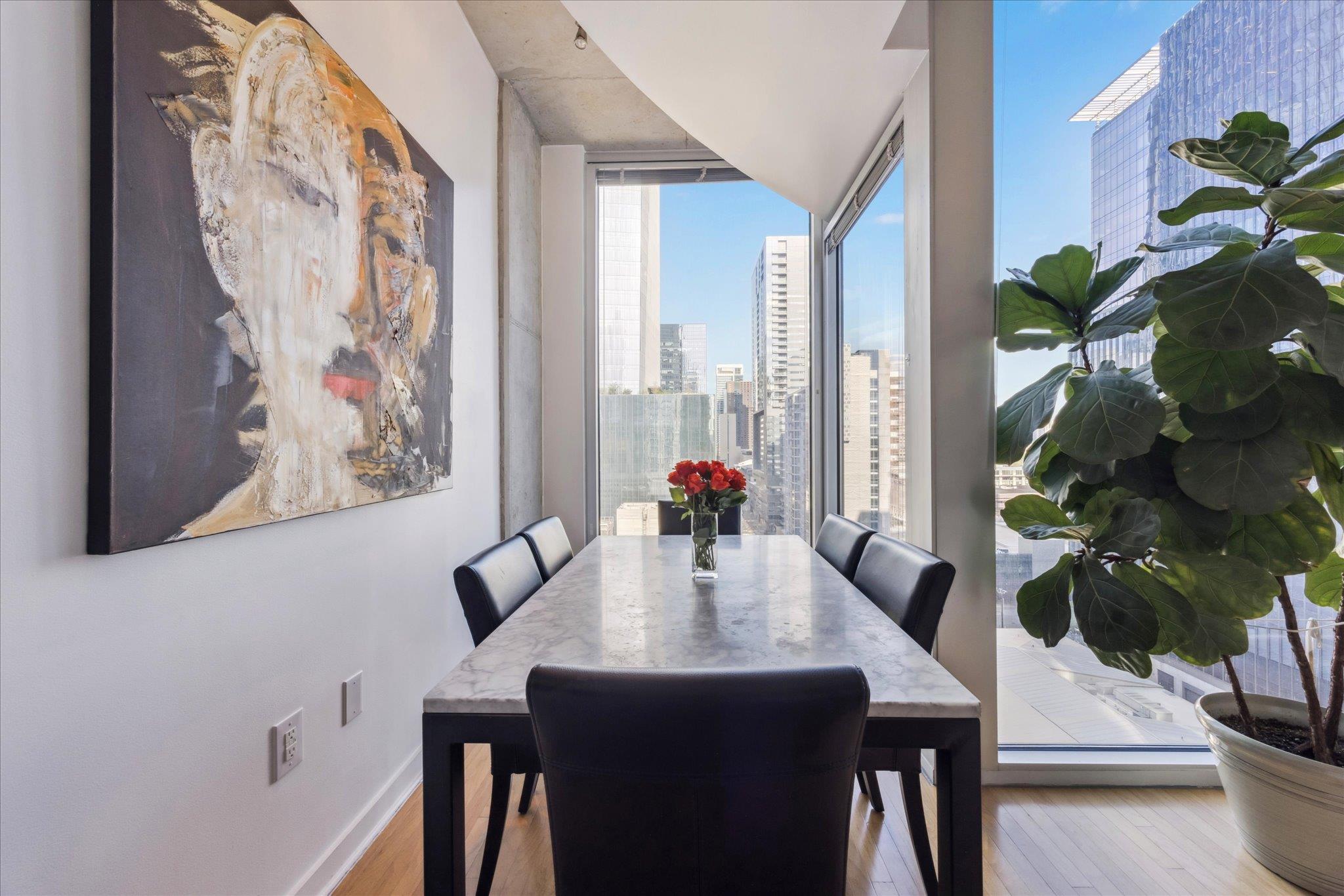 360 Nueces ST 1401