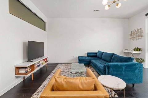 Tiny photo for 800 Embassy DR #210, Austin, TX 78702 (MLS # 3366929)