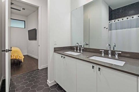 Tiny photo for 800 Embassy DR #210, Austin, TX 78702 (MLS # 3366929)