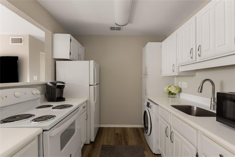 Tiny photo for 8210 Bent Tree RD #231, Austin, TX 78759 (MLS # 1271364)