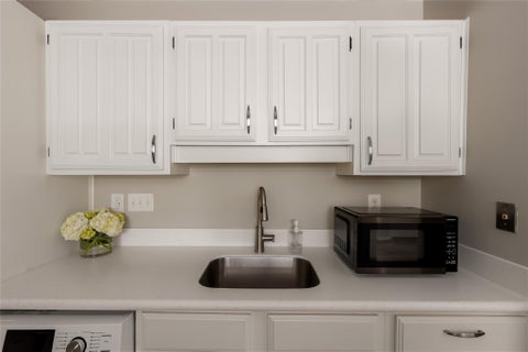 Tiny photo for 8210 Bent Tree RD #231, Austin, TX 78759 (MLS # 1271364)