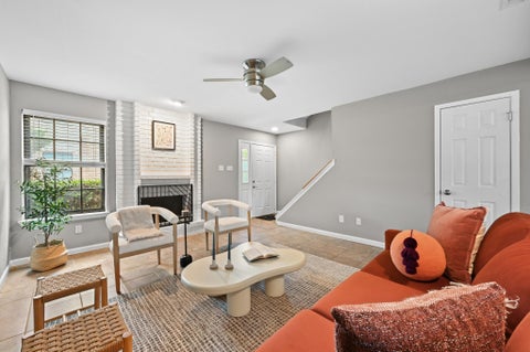 Photo of 8400 Jamestown DR #332, Austin, TX 78758 (MLS # 7679842)