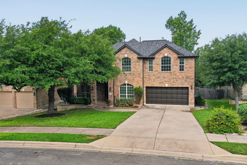 Photo of 8617 Cobblestone, Austin, TX 78735 (MLS # 3747648)