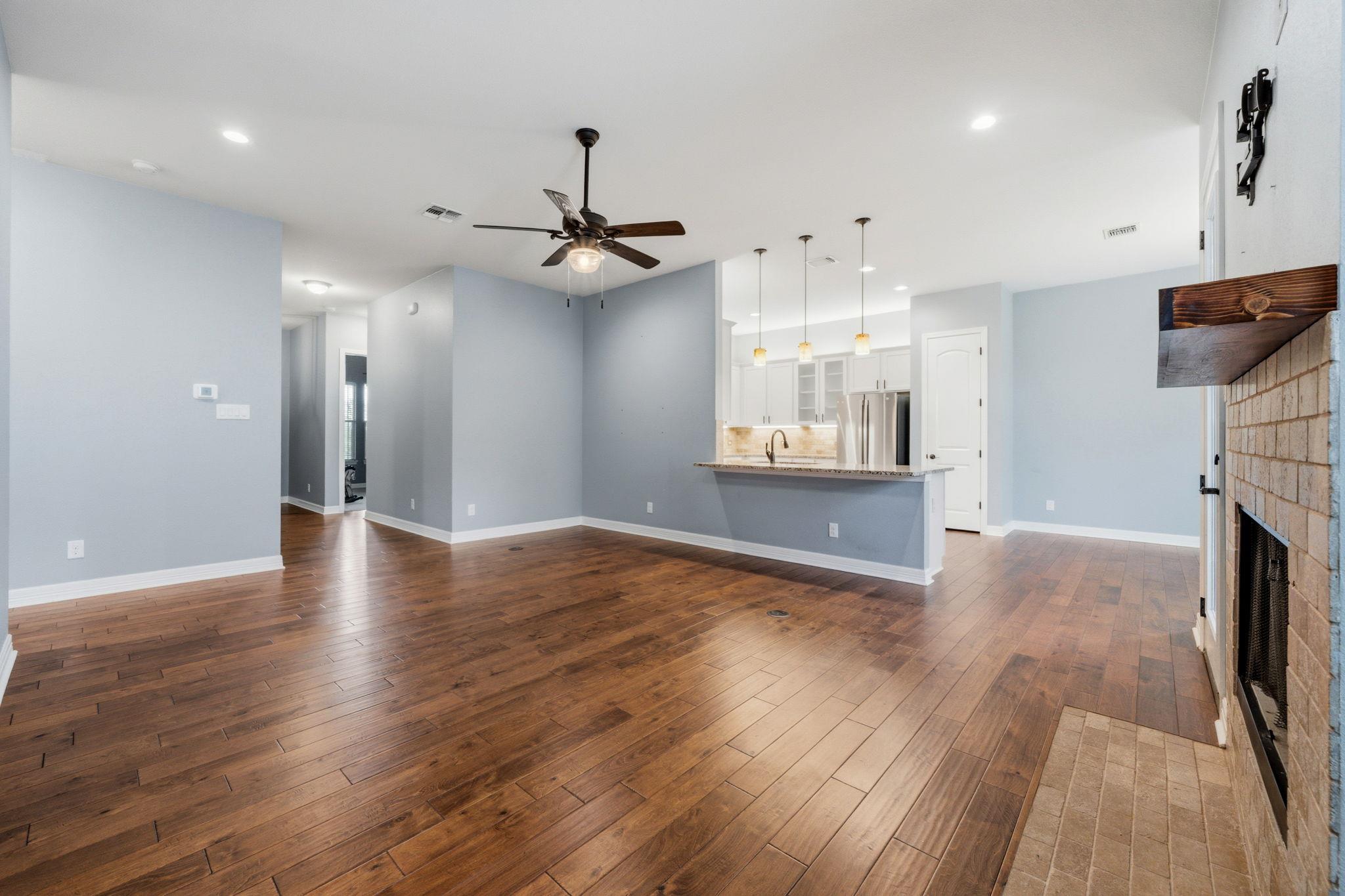 413 Bedford DR