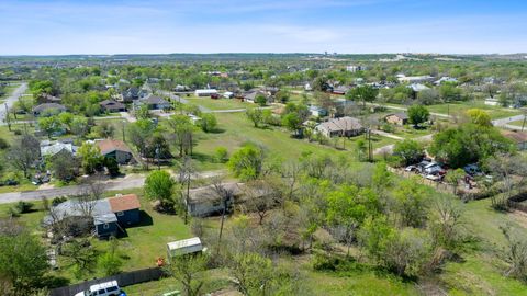 Tiny photo for 405 E Browning ST, Manor, TX 78653 (MLS # 4601485)