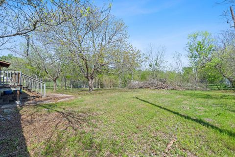 Tiny photo for 405 E Browning ST, Manor, TX 78653 (MLS # 4601485)