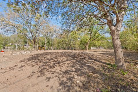Tiny photo for 405 E Browning ST, Manor, TX 78653 (MLS # 4601485)
