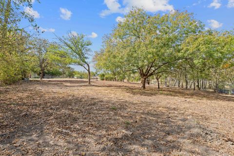 Tiny photo for 405 E Browning ST, Manor, TX 78653 (MLS # 4601485)