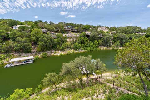 Tiny photo for 718 Bermuda ST, Lakeway, TX 78734 (MLS # 2912033)