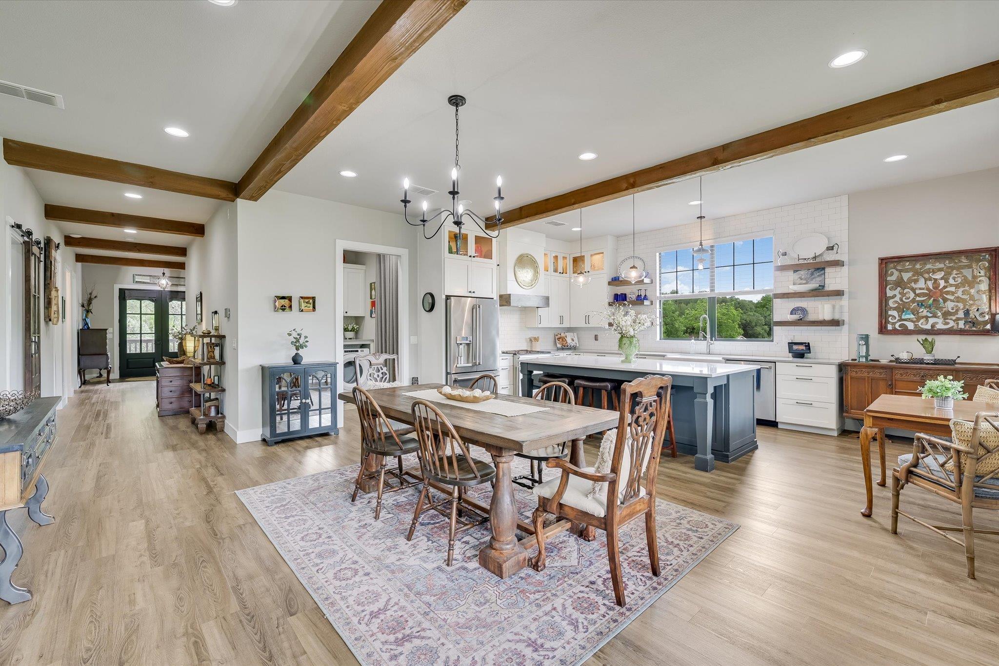 1220 Sleepy Hollow Ln LN