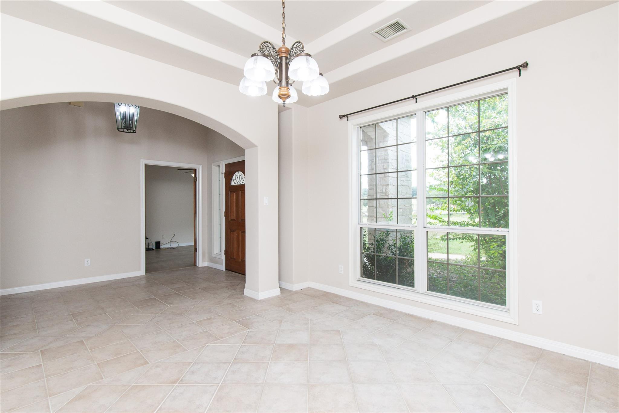 Georgetown, Texas 78628, United States, 5 Bedrooms Bedrooms, ,4 BathroomsBathrooms,Residential,Active,33177