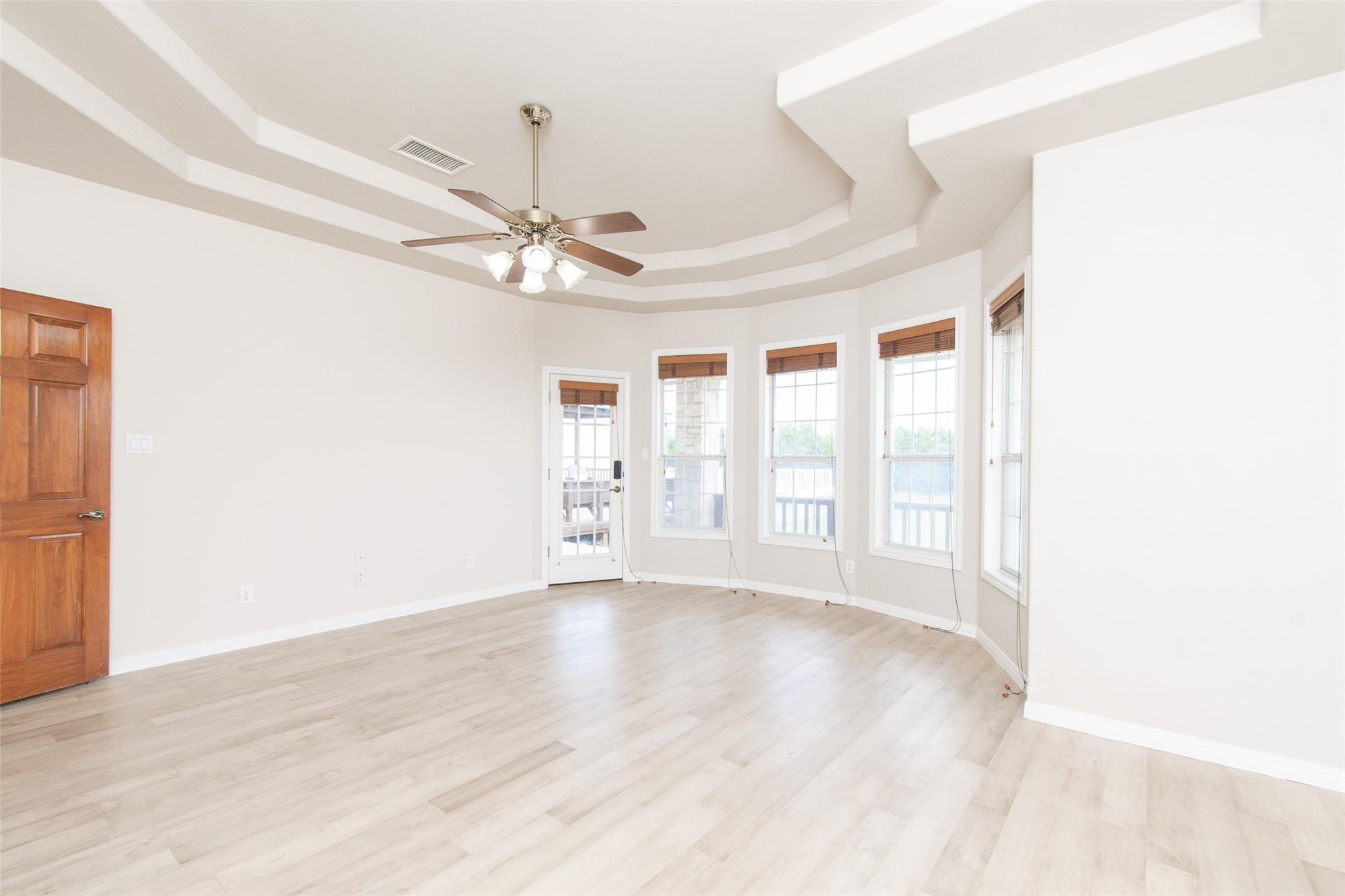 Georgetown, Texas 78628, United States, 5 Bedrooms Bedrooms, ,4 BathroomsBathrooms,Residential,Active,33177