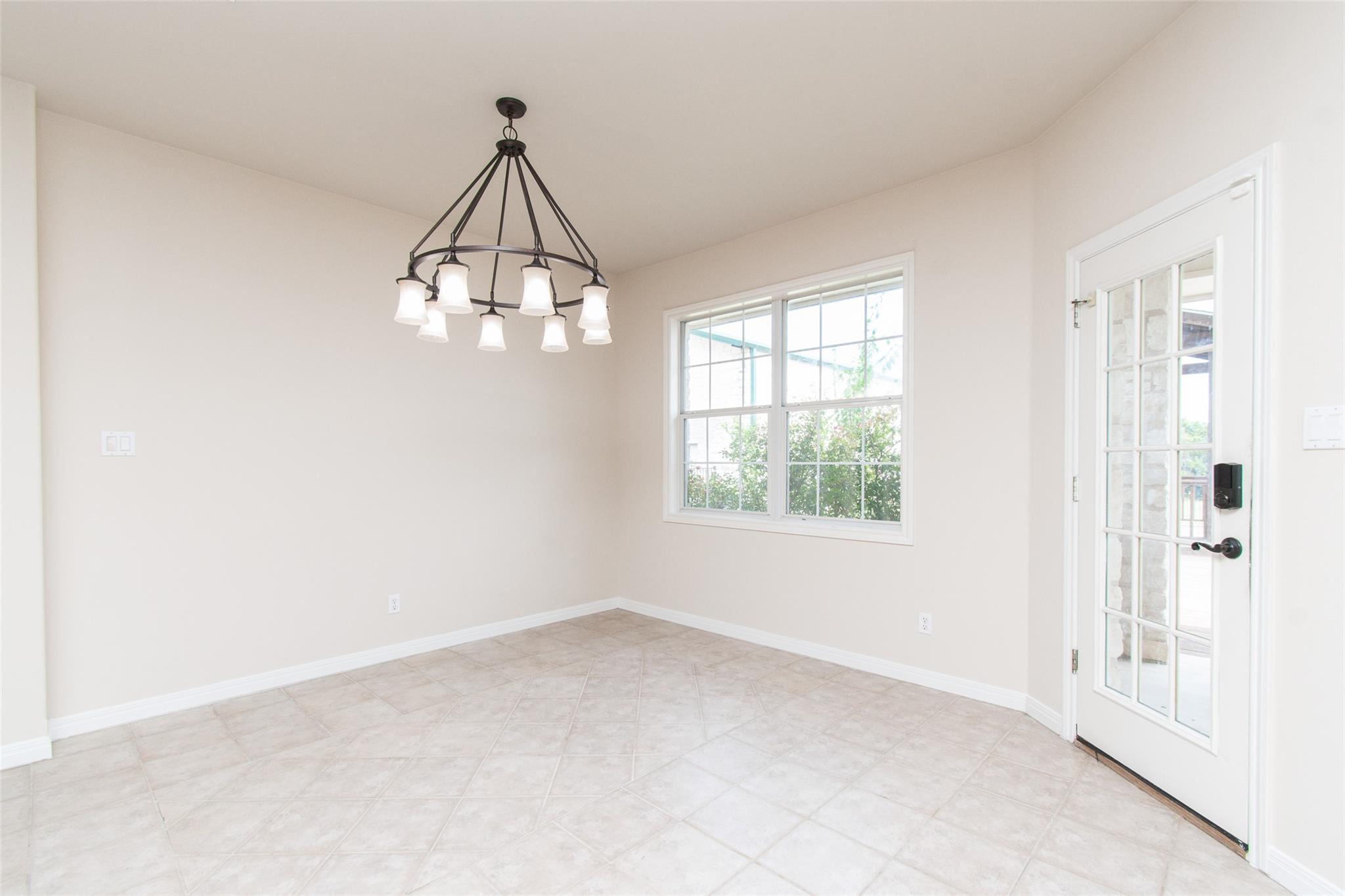 Georgetown, Texas 78628, United States, 5 Bedrooms Bedrooms, ,4 BathroomsBathrooms,Residential,Active,33177