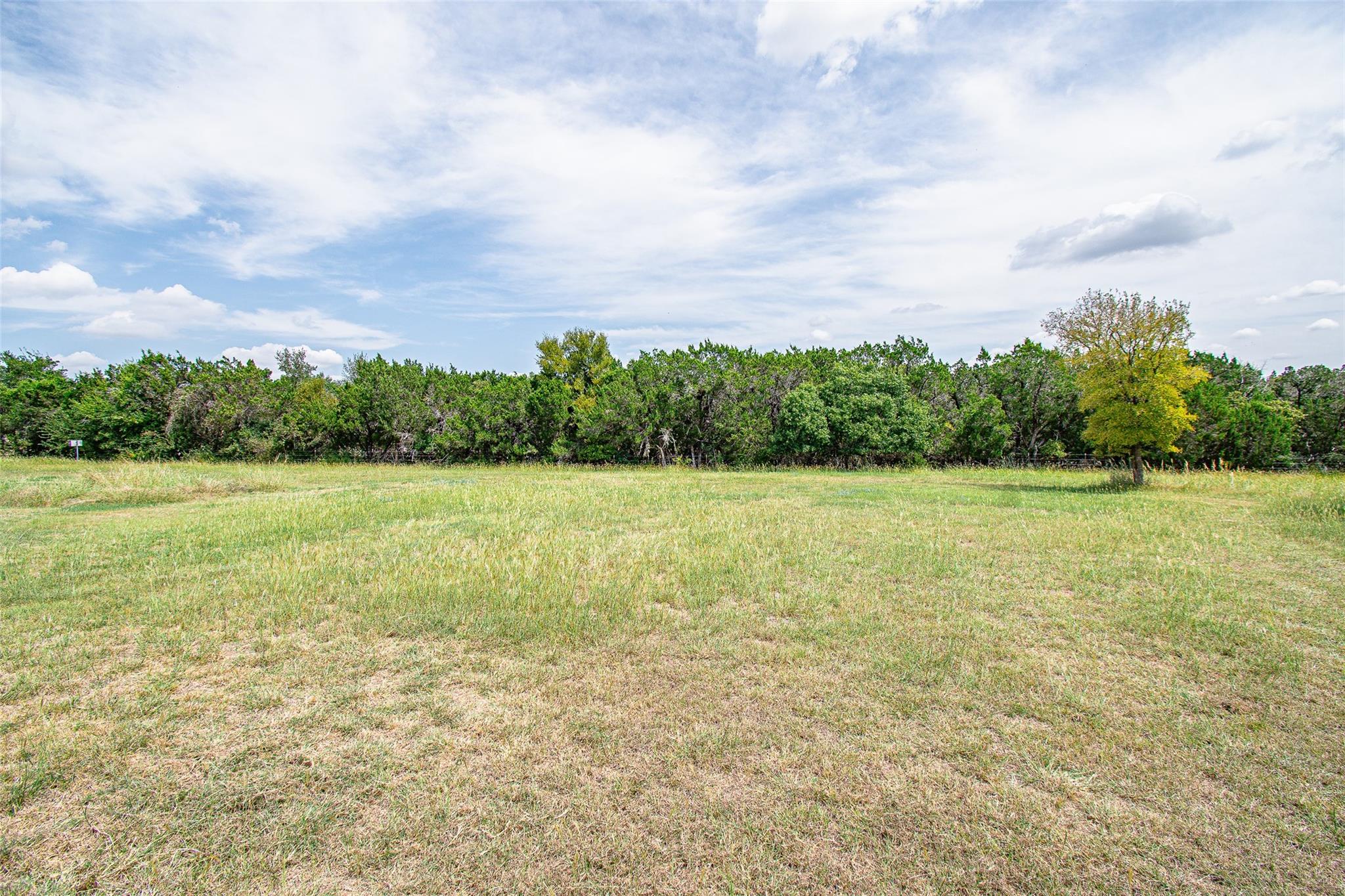 Georgetown, Texas 78628, United States, 5 Bedrooms Bedrooms, ,4 BathroomsBathrooms,Residential,Active,33177