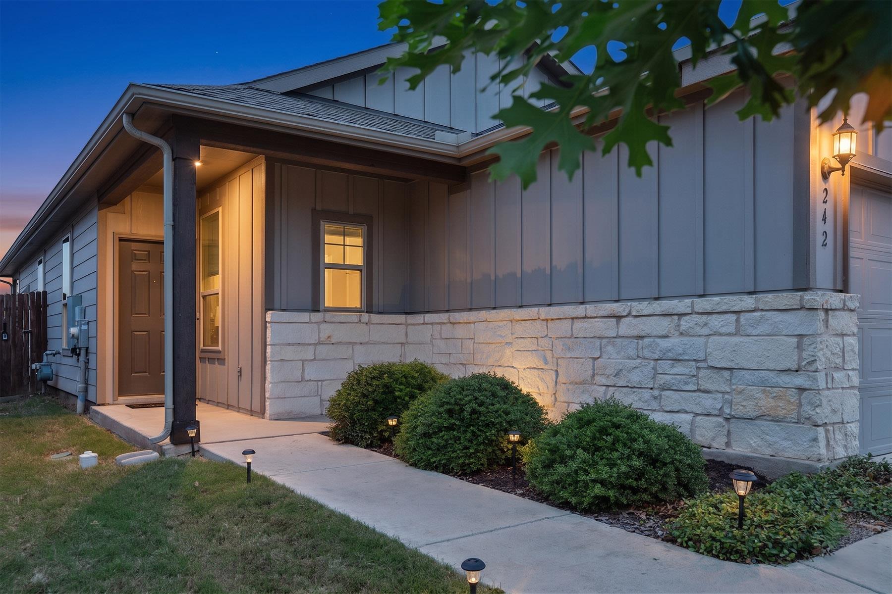 242 Cascata WAY