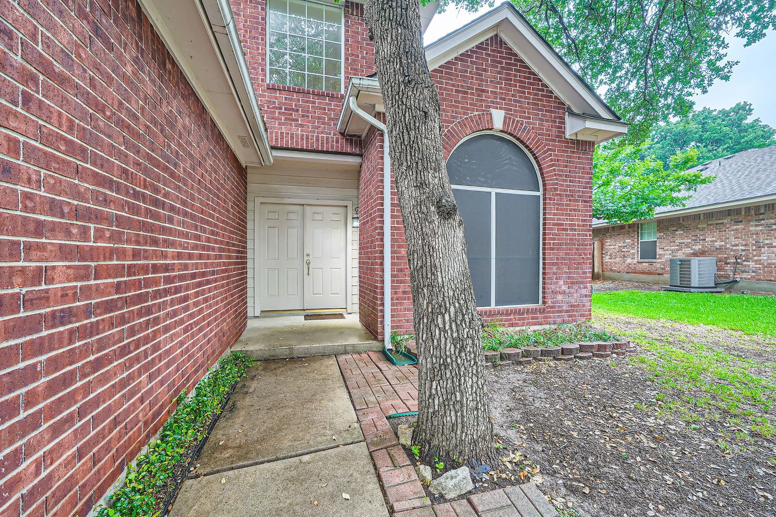 2222 Clover Ridge DR