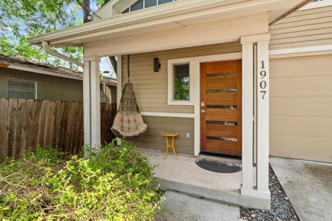 Photo of 1907 E 20th ST, Austin, TX 78722 (MLS # 1396990)