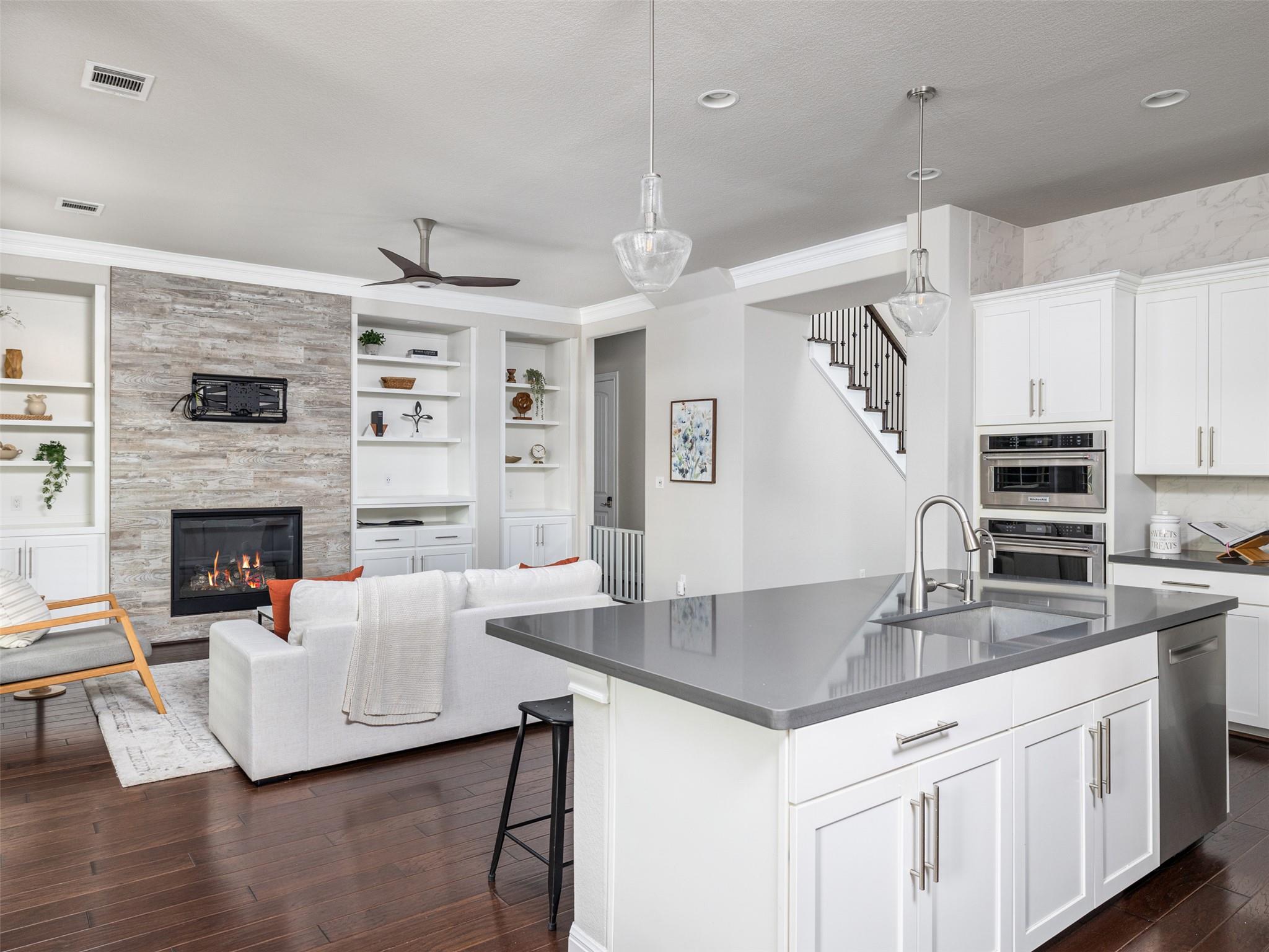 15716 De Fortuna DR
