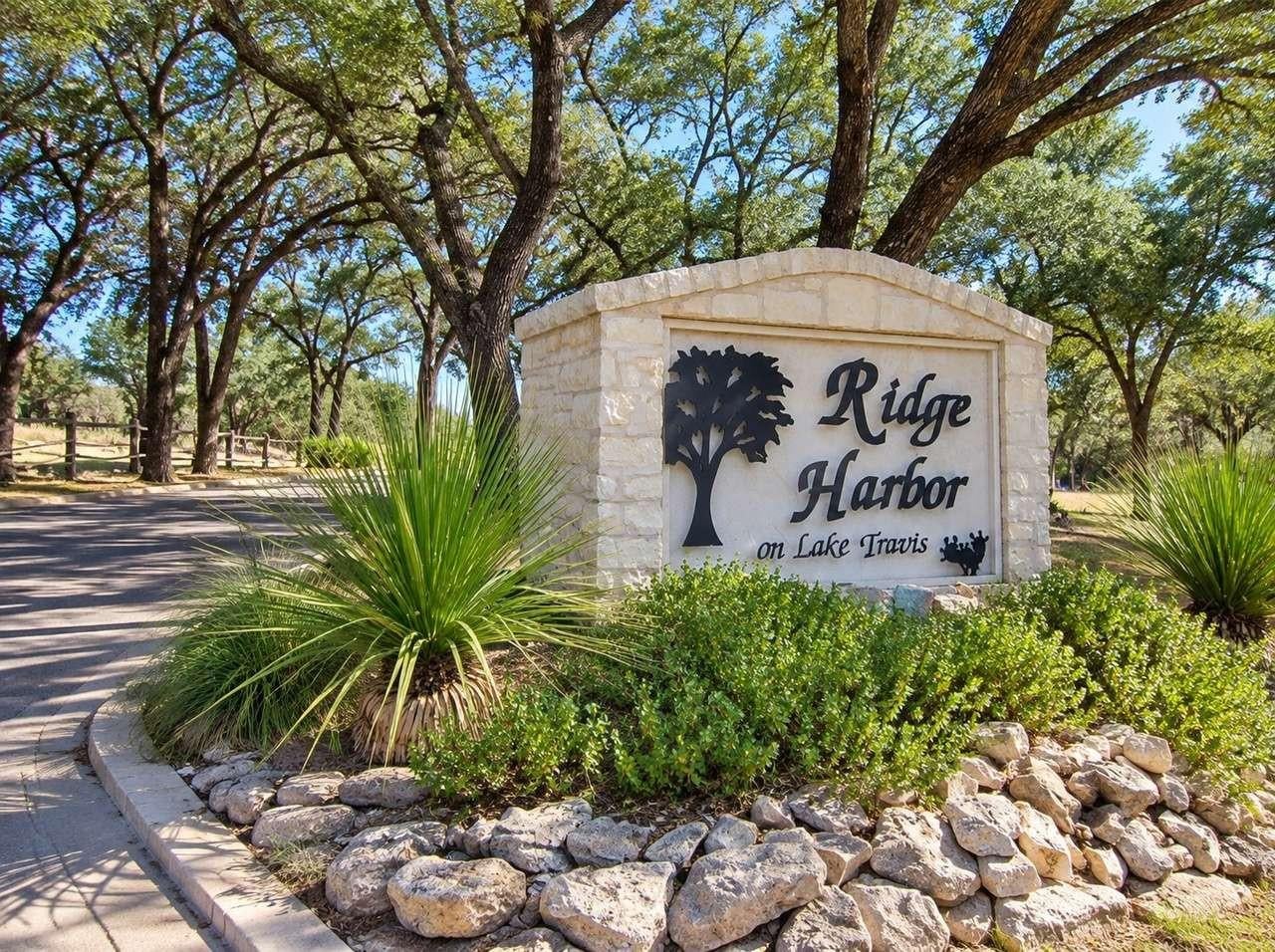 44 Harbor DR