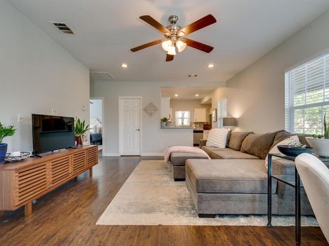 Tiny photo for 3010 E 14th ST, Austin, TX 78702 (MLS # 5577848)