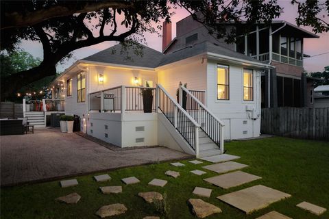 1018 Shelley Ave Austin TX 78703