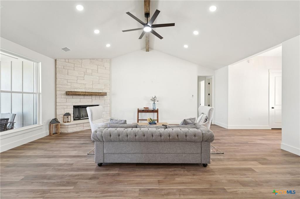 5207 Hollow Ranch DR