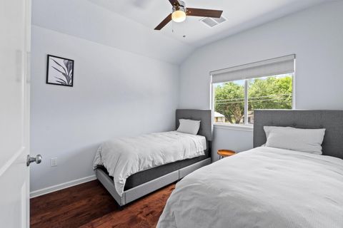 Tiny photo for 602 Delmar Ave #B, Austin, TX 78752 (MLS # 4958574)