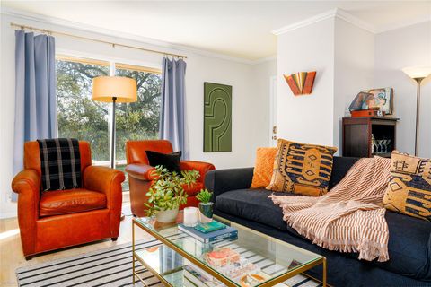 Photo of 5326 Balcones DR #D, Austin, TX 78731 (MLS # 7771955)